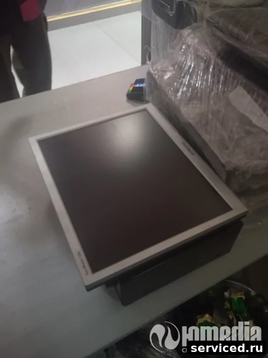 LCD монитор 17-19" Samsung MJ17VS