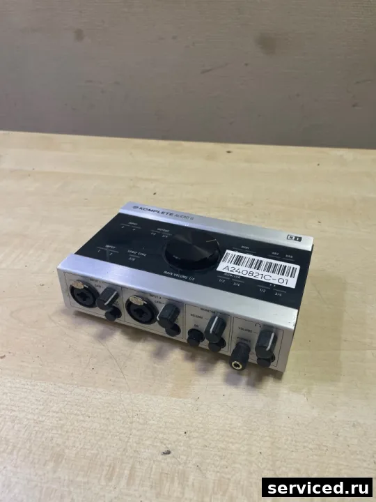 Звуковые карты  Native Instruments Komplete Audio 6