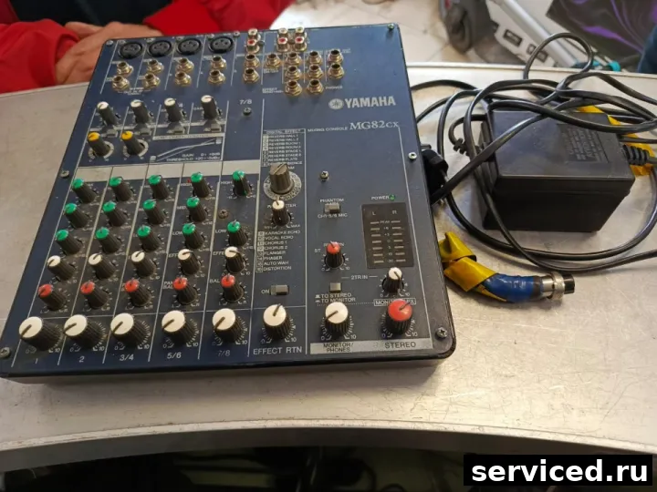 Микшерный пульт Yamaha MG82cx