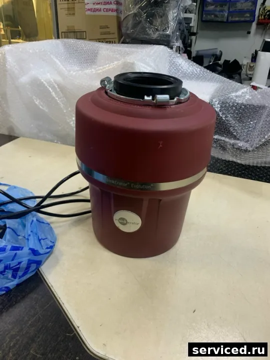 Измельчитель пищевых отходов InSinkErator 100 SUPREME-2