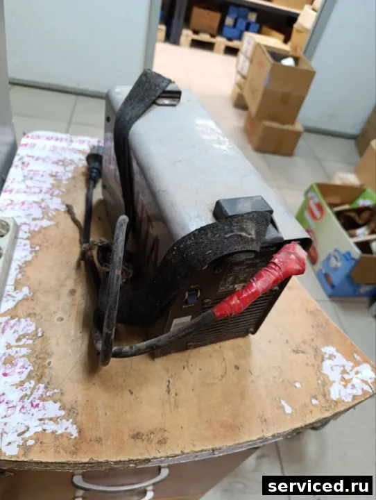 Инверторный сварочник РЕСАНТА САИ250