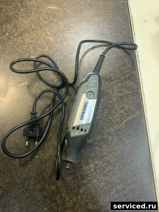 Фрезер Dremel 3000