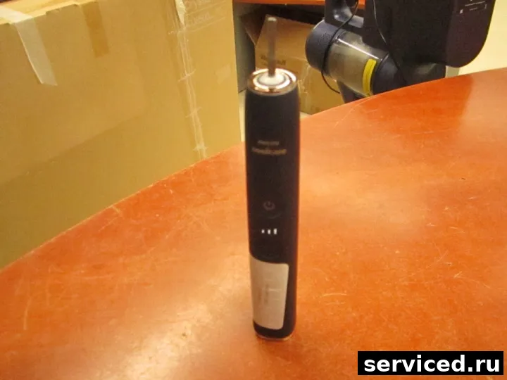 Электрическая зубная щетка Philips HX993L