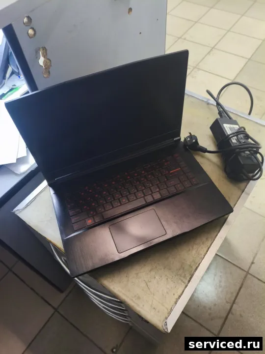 Ноутбук MSI MS-16R4