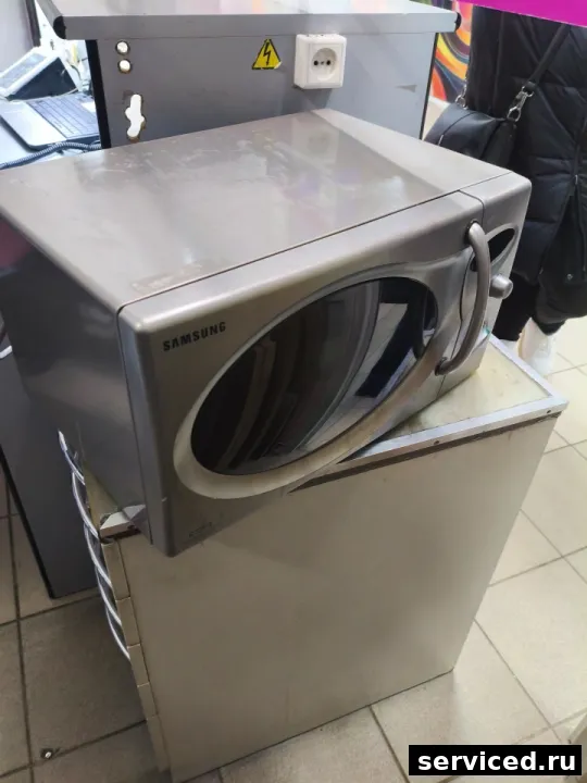 Микроволновая печь Samsung SE2727R