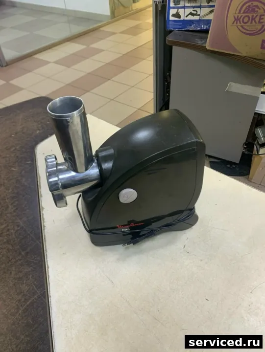 Мясорубка Moulinex ME472832
